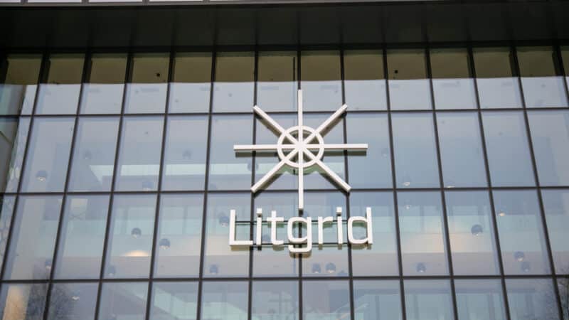 „Litgrid“ skirta 21,5 tūkst. eurų bauda: klaidingas elektros pardavimo pavedimas paveikė rinką