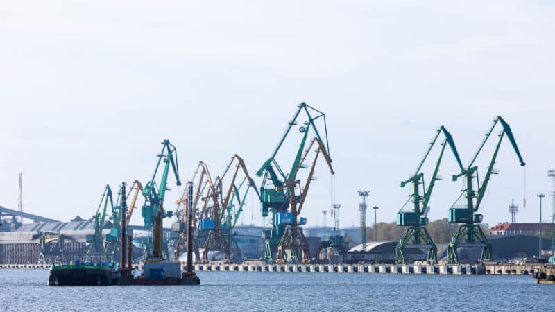 Istorinis žingsnis: Klaipėdos uoste netrukus prasidės vandenilio gamyba