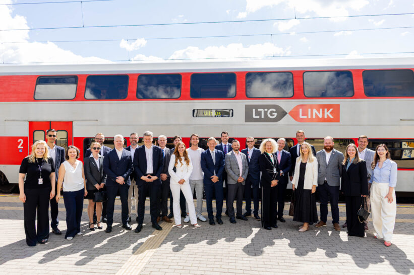 „Rail Baltica“ projektavimo iki Lenkijos sutarties pasirašymas. ELTA / Žygimantas Gedvila