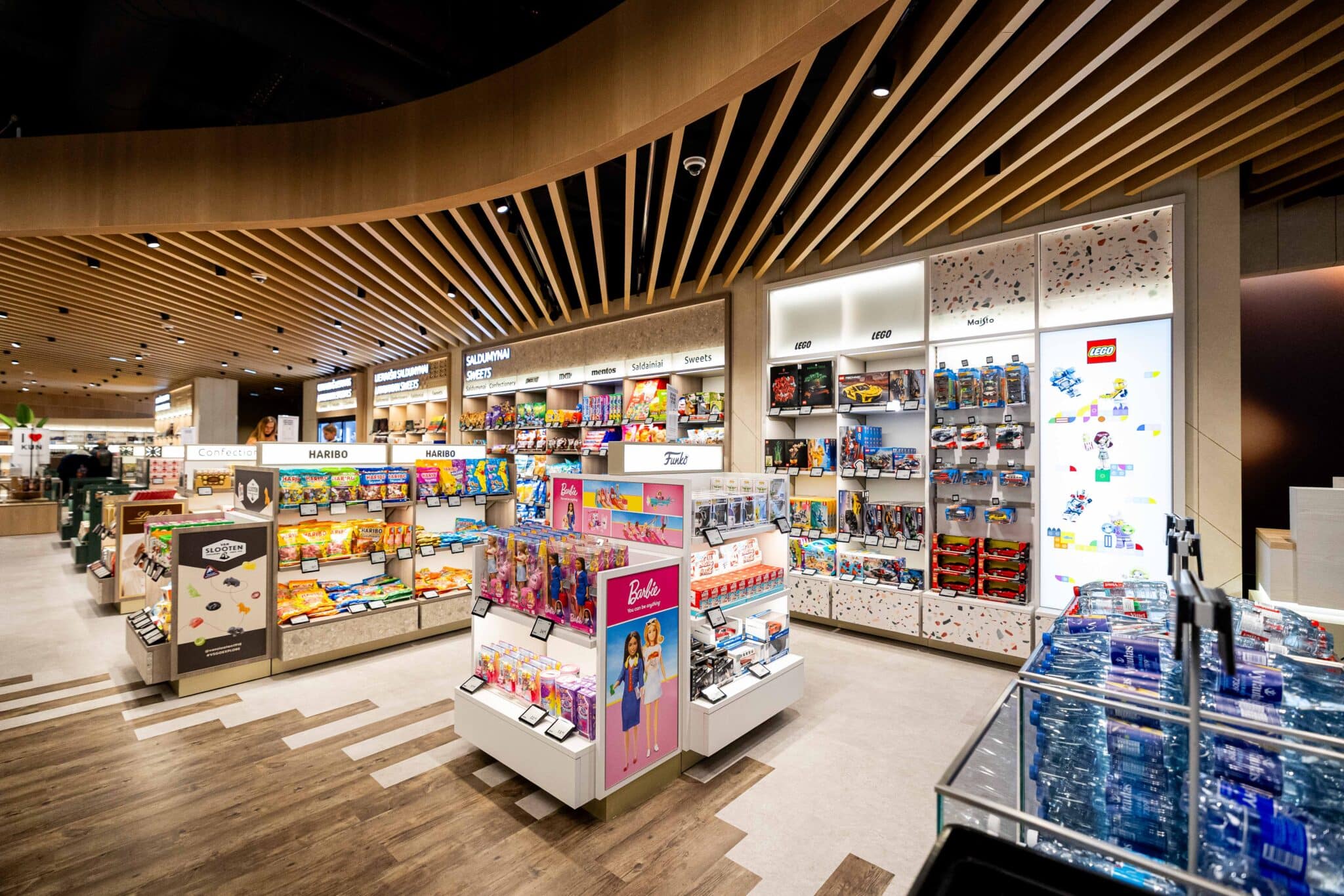 Žurnalistinis tyrimas sukėlė audrą: Lietuvoje veikianti „duty free“ įmonė siejama su Lukašenkos režimu