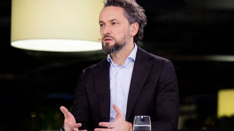 Vilčinskas sako, kad pats ILTE gyventojų indėlių nepriimtų, lėšas investuotų su maža rizika