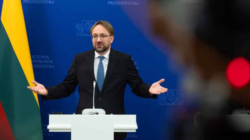 Lietuvos banko vadovas: kitą savaitę palūkanų didinimas mažai tikėtinas