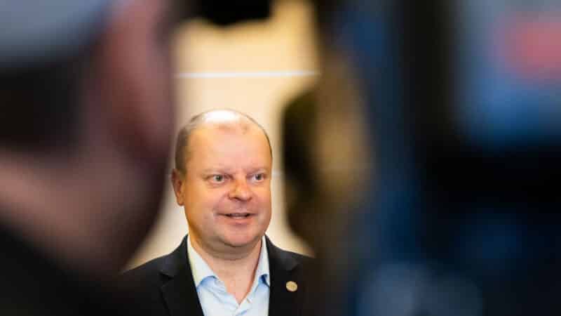 Politinė drama gilėja: Skvernelis teigia buvęs išstumtas iš frakcijos