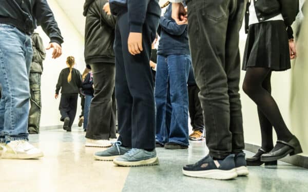 Mokyklose startavo naujas kursas: vaikai mokomi gynybos ir išgyvenimo įgūdžių