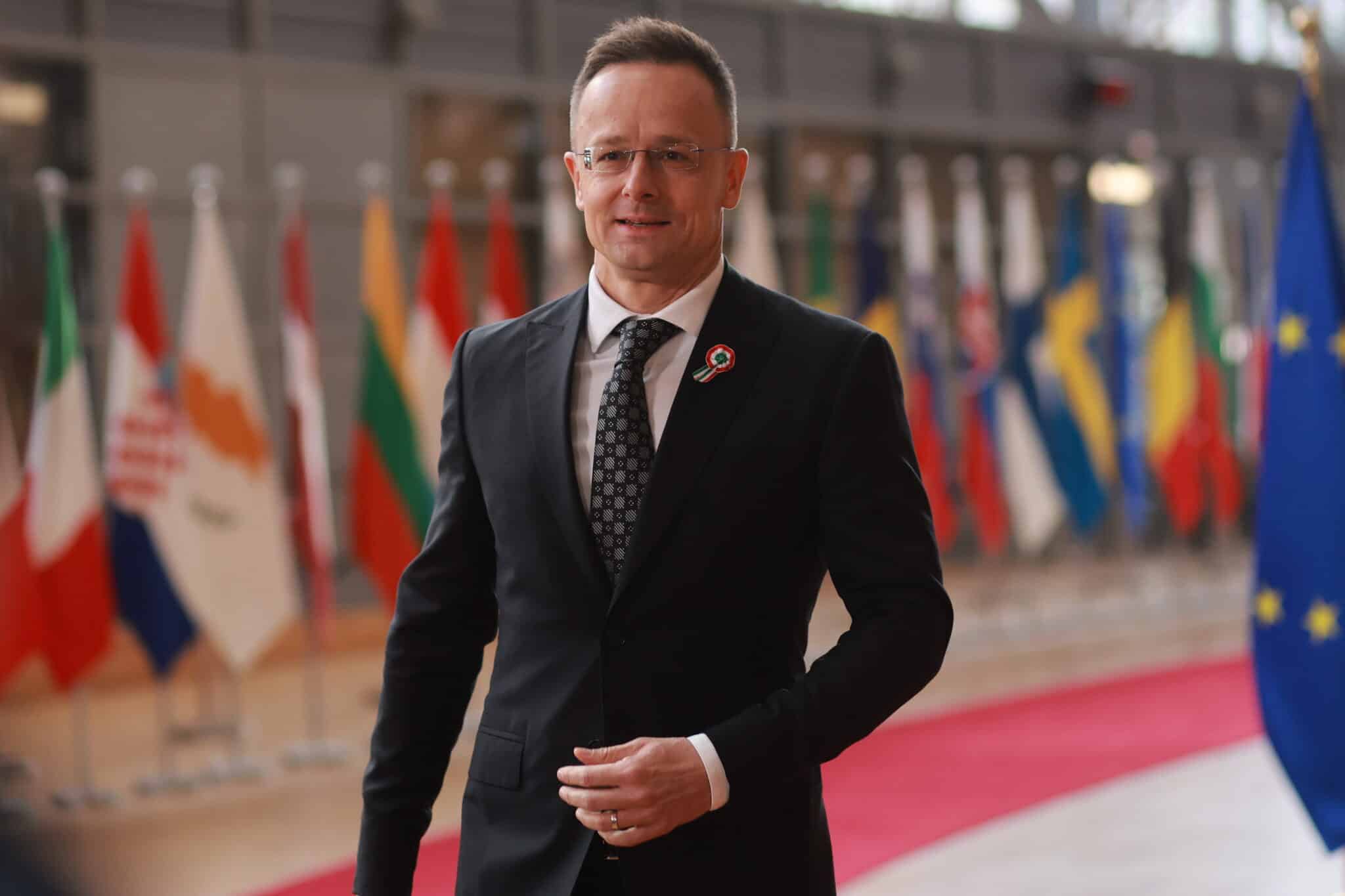 Nutekintas įrašas supurtė Vengriją: užsienio reikalų ministras aptarinėjo sankcijas su Rusija