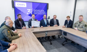 Susitarimo tarp 10 institucijų dėl greitesnių sprendimų, skirtų oro erdvės grėsmėms neutralizuoti, pasirašymas. ELTA / Julius Kalinskas