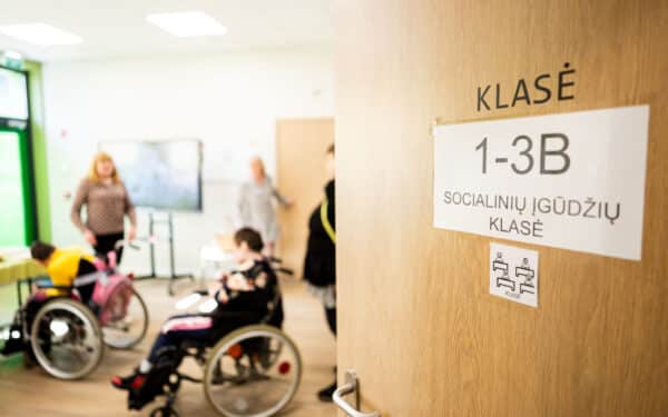 Sostinėje atidarytas modernus specialiosios mokyklos centras jaunimui