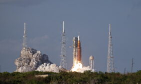 Startavo pirmoji pilotuojama misija į Mėnulį per daugiau kaip 50 metų. EPA-ELTA