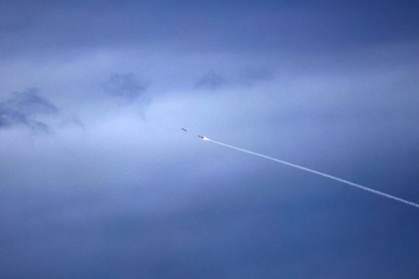 Izraelis po Trumpo kreipimosi praneša apie Irano raketų atakas. EPA-ELTA