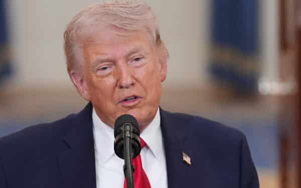 Karo retorika griežtėja: Donaldas Trumpas užsiminė apie naujus taikinius