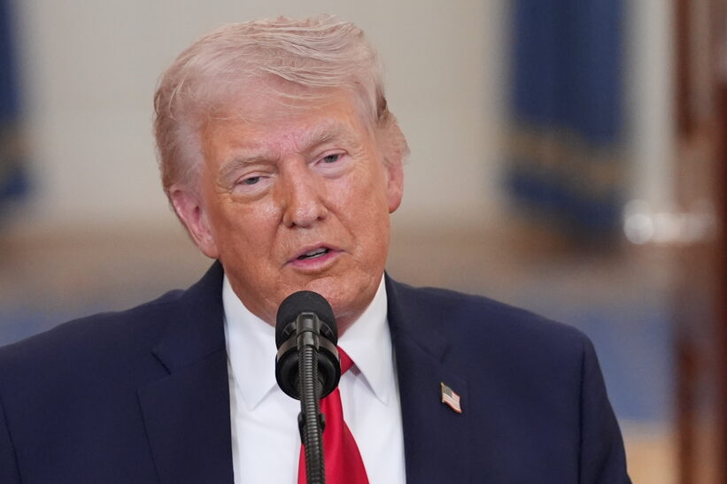 Trumpas tvirtina, kad JAV pajėgos dar nepradėjo „naikinti to, kas liko“ Irane. EPA-ELTA