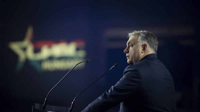 Europa sulaikiusi kvapą: Vengrijos rinkimai gali pakeisti geopolitinę kryptį