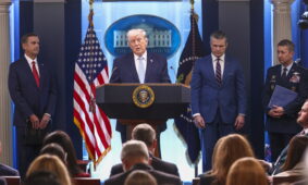 JAV prezidentas Donaldas Trumpas. EPA/JIM LO SCALZO