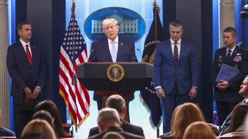 Šokiruojantis Donaldo Trumpo pareiškimas: Iranas gali būti sunaikintas „per vieną naktį“