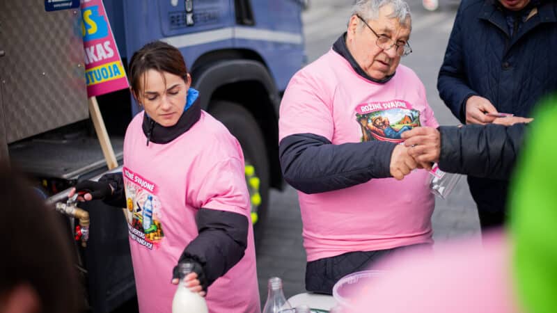 Nerimas ūkininkams: pieno kainos toliau smunka, Lietuva – tarp labiausiai nukentėjusių