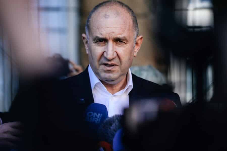 Buvusio Bulgarijos prezidento Radevo partija laimėjo parlamento rinkimus. R. Radevas. EPA-ELTA