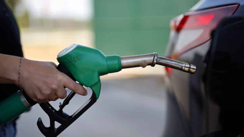 JAV paliaubos su Iranu nesuveikė kaip tikėtasi: naftos kainos išlieka aukštos