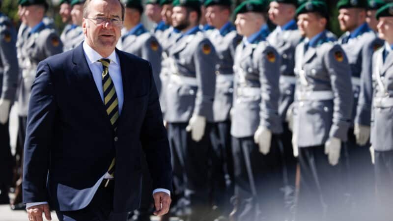 Gynybos kryptis aiški: Vokietija didina pajėgas, neatmeta ir privalomos tarnybos scenarijaus