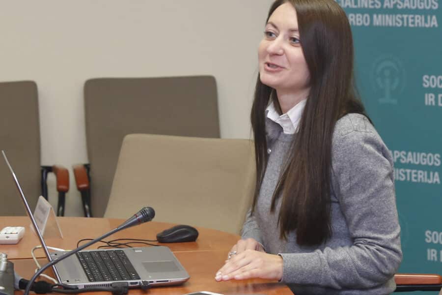 Socialinės apsaugos ir darbo ministro atstovė spaudai Eglė Samoškaitė. Mariaus Morkevičiaus (ELTA) nuotr