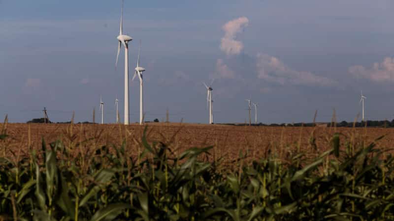 Energetikos sektorius keičiasi: vėjo ir saulės elektrinių galia pasiekė 6 GW