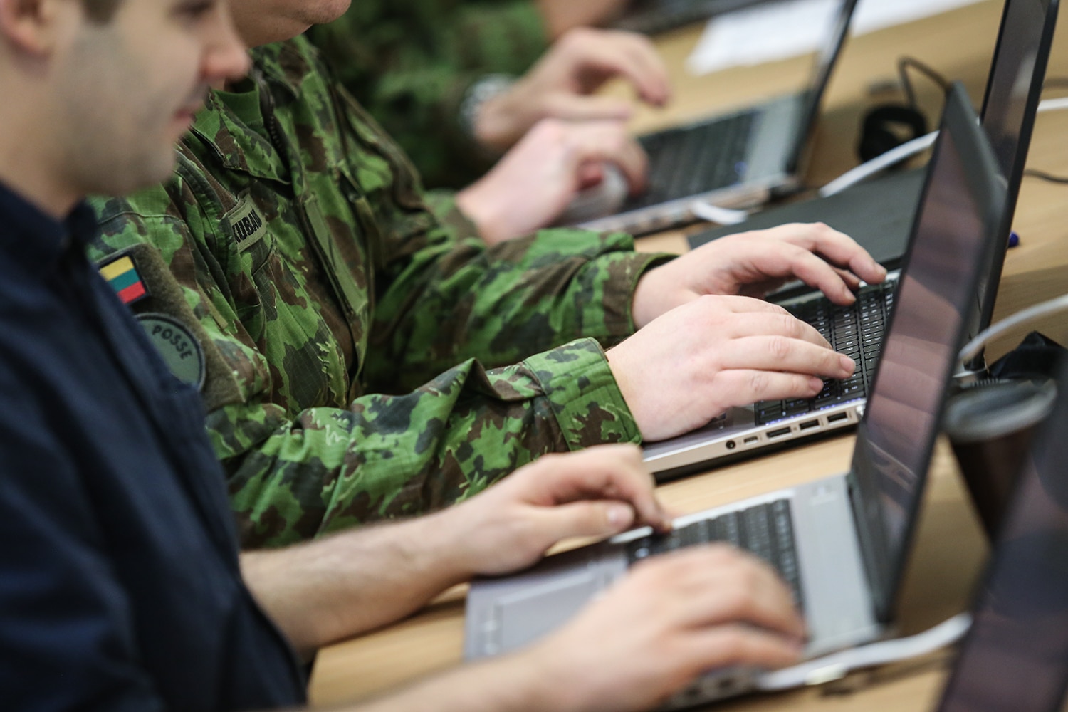 Šiaurės Korėjos programišių surengta ataka paveikė tūkstančiuose JAV įmonių naudojamą programinę įrangą