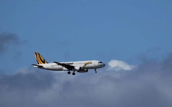 Tvarus aviacijos kuras brango 30 proc. – ar pigių skrydžių era artėja prie pabaigos?