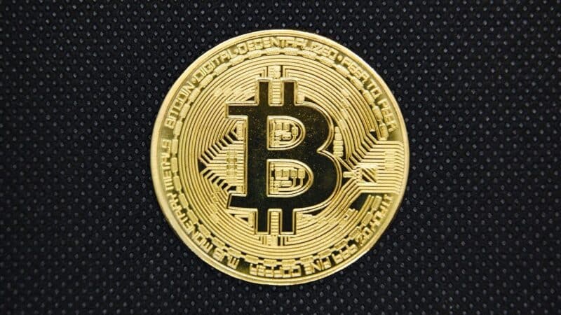 „Bitcoin“ tempas lėtėja: naujas ciklas kelia nerimą net patyrusiems analitikams