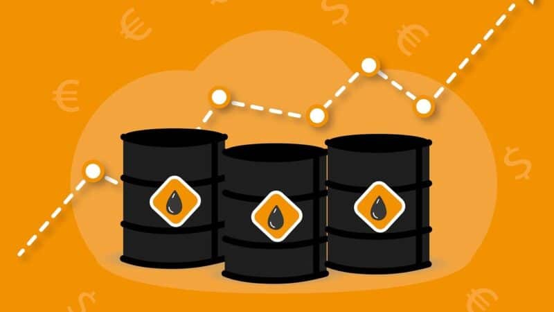 JAV ir Irano konfliktas smogia naftos rinkai: kainos vėl kyla į viršų