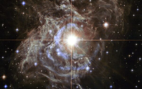 Visata plečiasi greičiau, nei manyta: nauji duomenys signalizuoja fizikos krizę