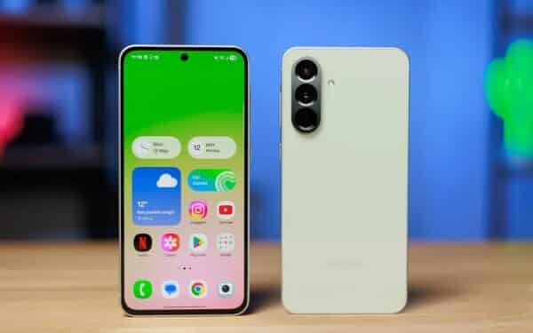 „Samsung” pradėjo prekybą naujais vidutinės klasės „Galaxy A37″ ir „A57″ telefonais