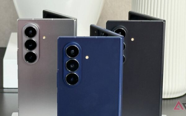 „Samsung“ sulankstomiems telefonams gresia draudimas: JAV pareikštas ieškinys dėl patentų