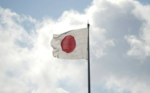 Japonija reaguoja į grėsmes: keičia dešimtmečius galiojusią ginklų ribojimo politiką