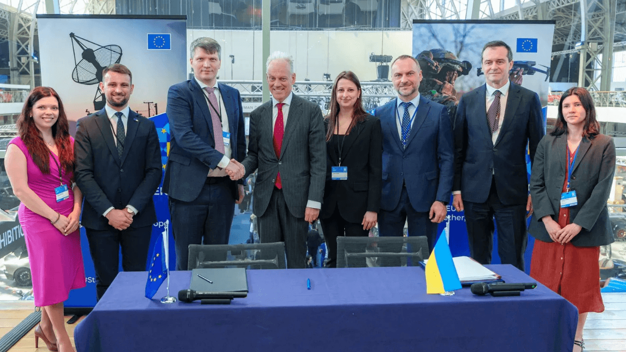 Briuselio susitarimas atvers iki 400 mln. Eur finansavima Ukrainos gynybos sektoriui