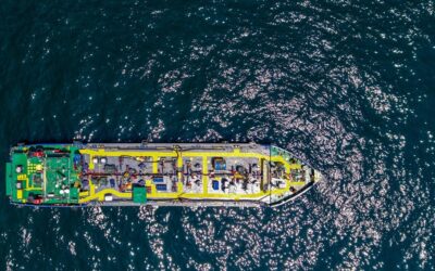 Japonija grįžta prie rusiškos naftos – ar griūva Vakarų sankcijų frontas?