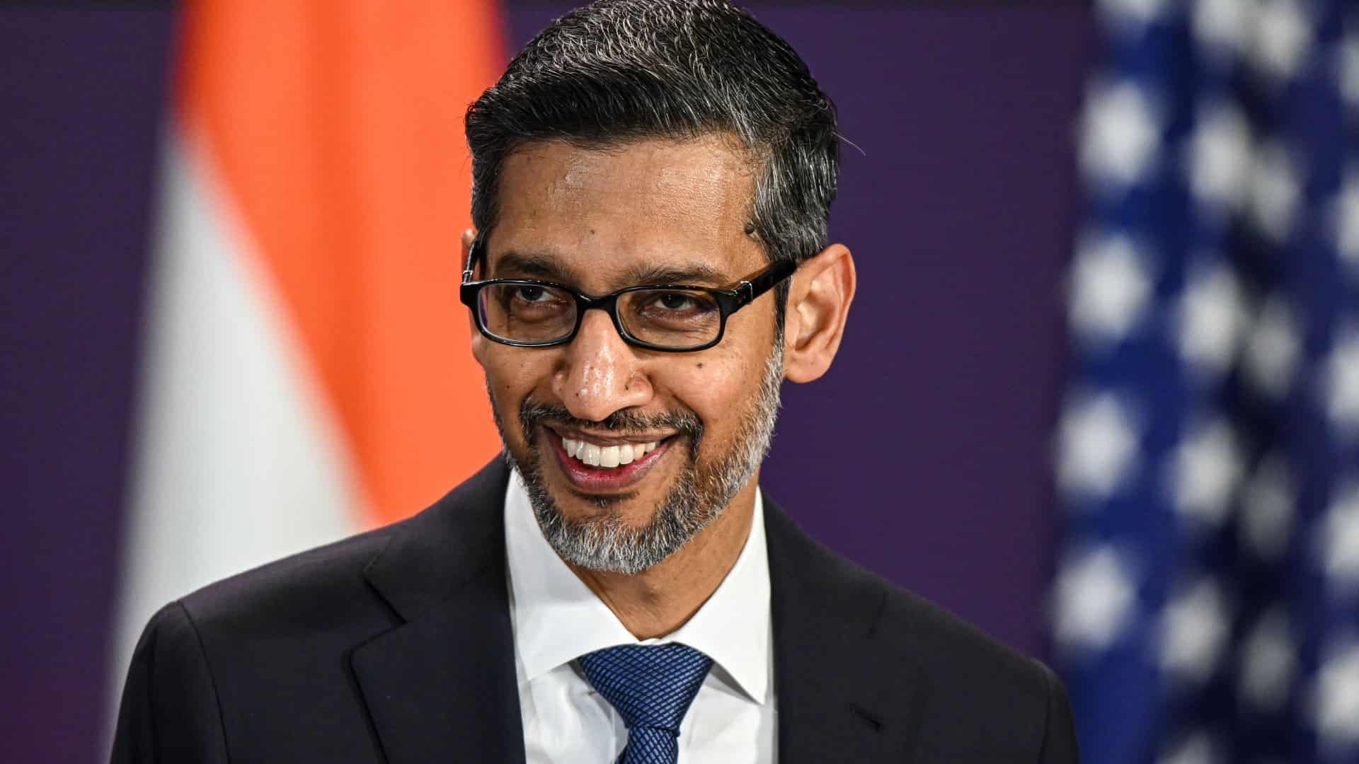 „Alphabet“ akcijos balandį augo 34 proc., o „Meta“ vertę smukdė milžiniškos infrastruktūros išlaidos