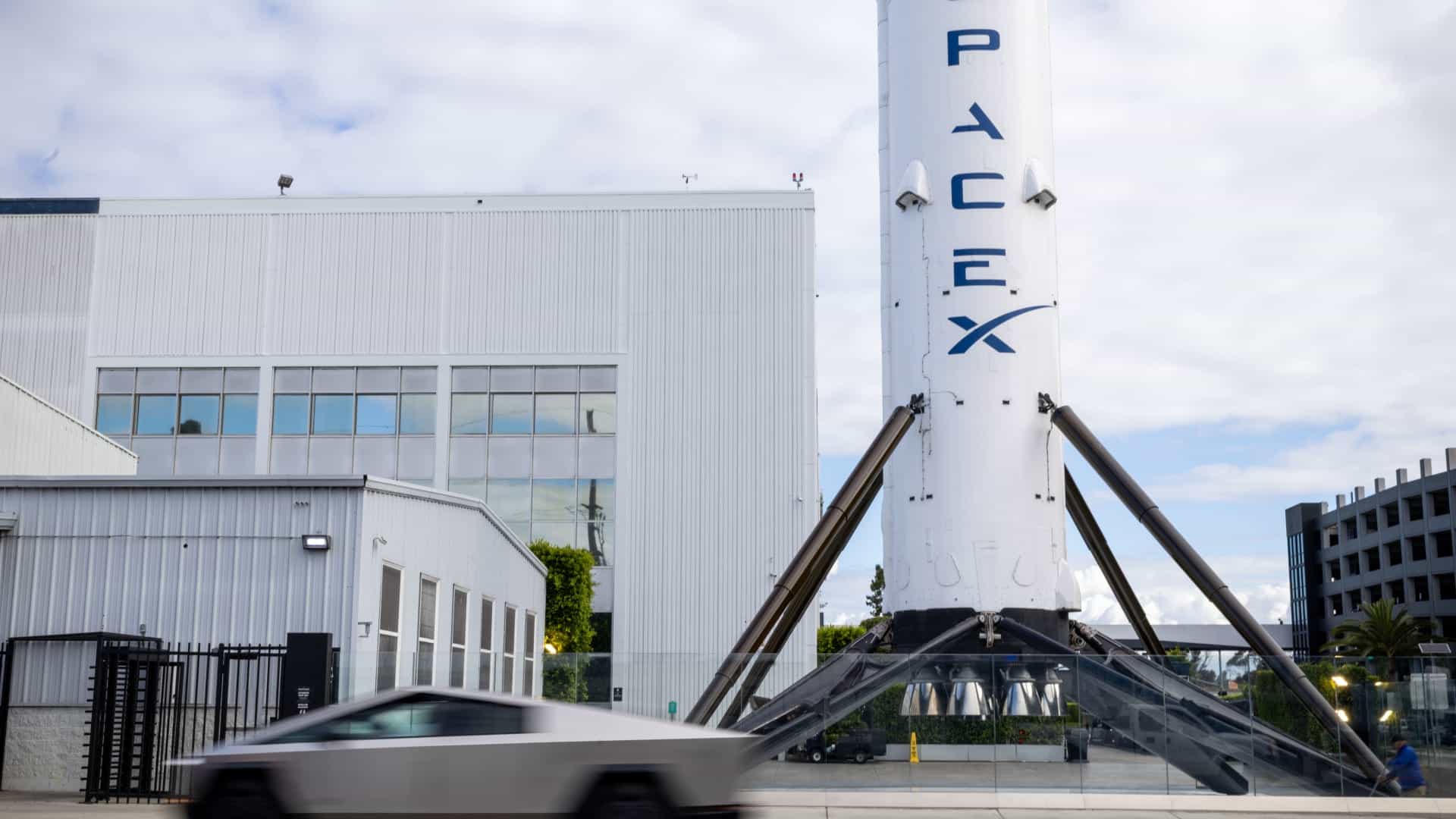 „SpaceX“ planuoja pastatyti 100 mlrd. dolerių vertės kosmodromą Luizianoje, JAV