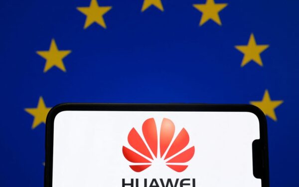 Europos Komisija riboja ES finansavimą saulės projektams su „Huawei“ inverteriais