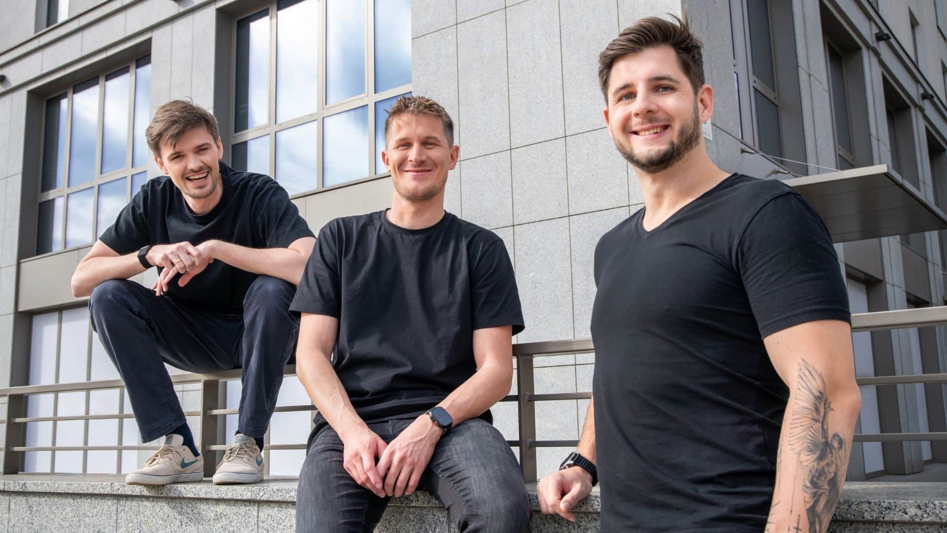 Buvę „Revolut“ vadovai pritraukė milijonus, jų startuolis keičia IT komandų kasdienybę