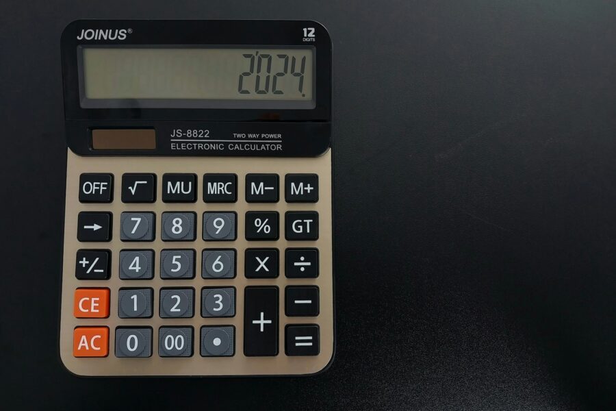 Family finances home table calculator