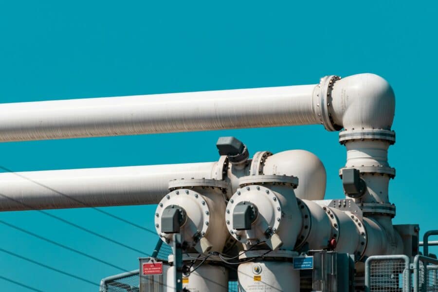 Natural gas storage tanks pipeline winter