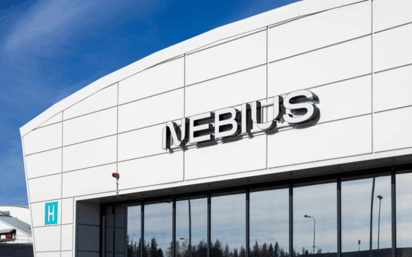 „Nebius“ stiprina pozicijas: už pusę milijardo eurų perkama DI našumo technologija
