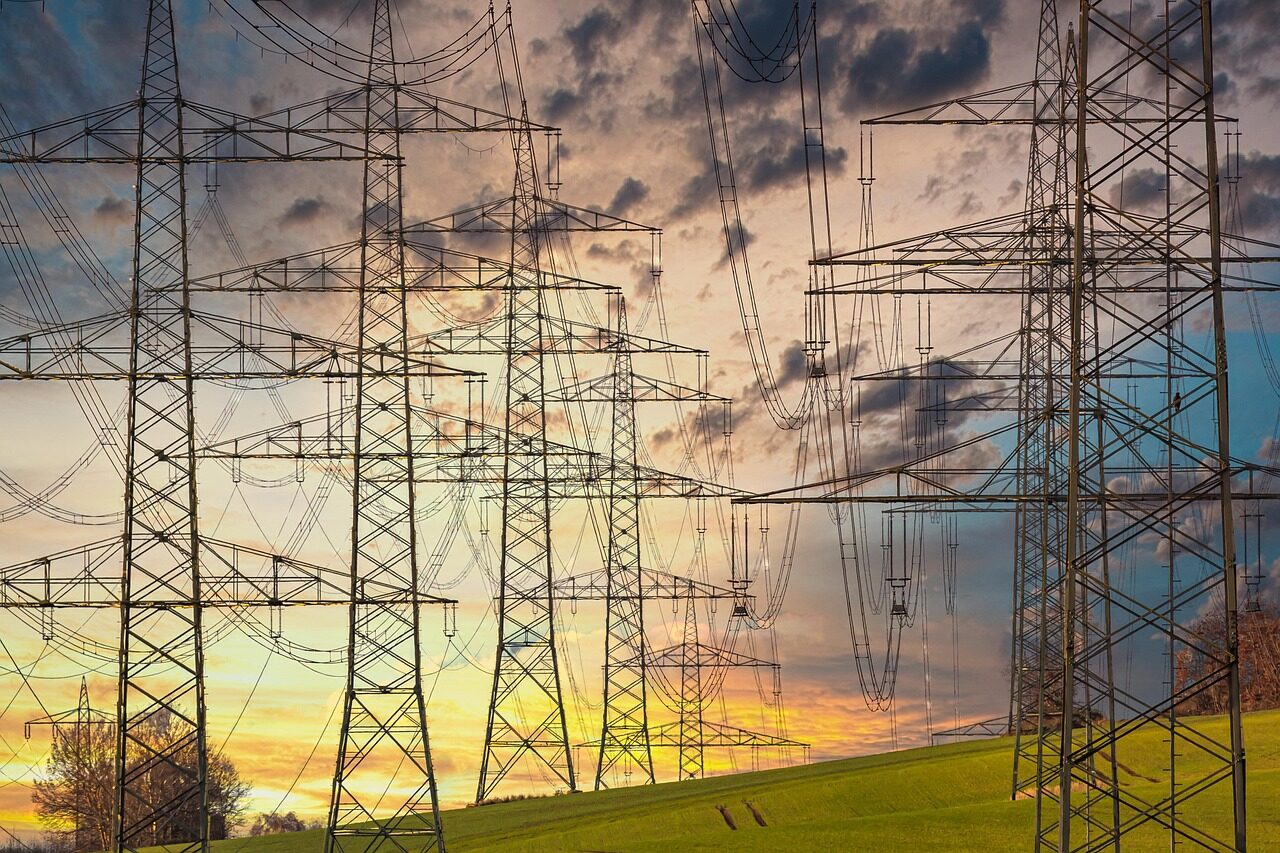 Klimato tikslai Europoje atsitraukia į antrą planą – ar prastai išvystyti elektros tinklai žlugdo žaliąjį kursą?