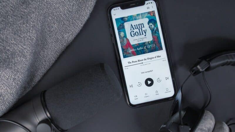 „Audible“ klaida gali kainuoti brangiai: programėlė ryja gigabaitus be vartotojo žinios