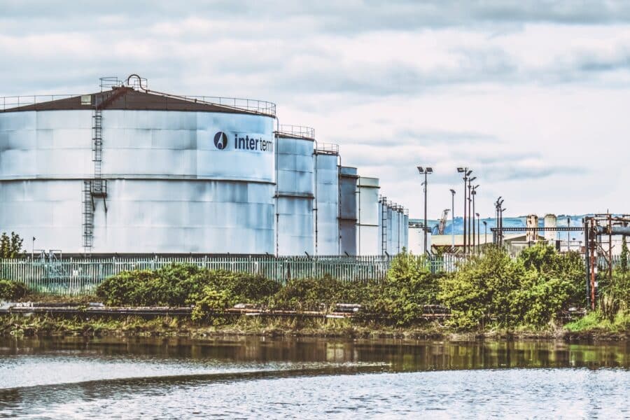 Hydrogen storage tanks industrial plant