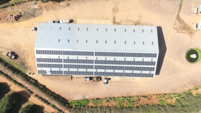 Baterijos daugiabučiuose ir įmonėse: kada energijos kaupimas gali sumažinti sąskaitas už elektrą