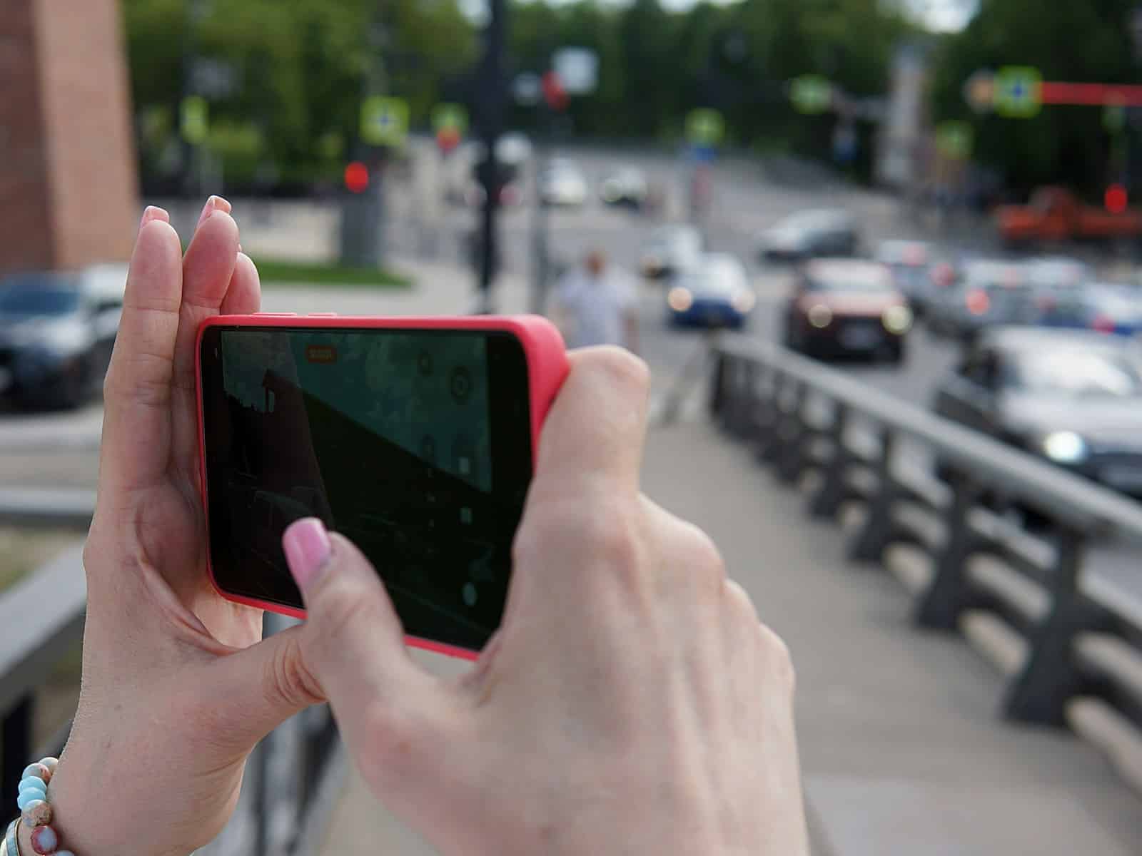Kaip dalijimosi ekonomika keičia darbo rinką: nauji uždarbio modeliai ir rizikos, kurių nevalia ignoruoti