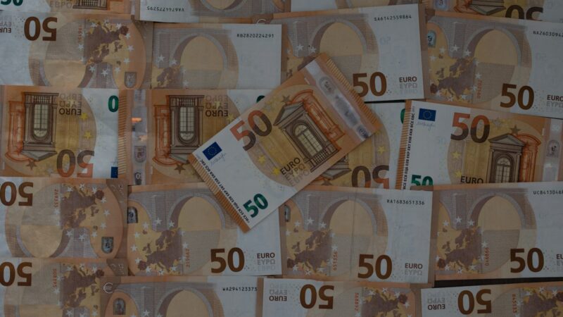 Kaip elgtis su netikėtomis didelėmis išlaidomis: praktinis rezervinio fondo ir draudimo planas lietuvių namams