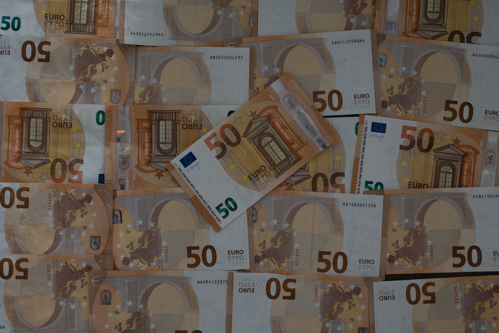 Kaip elgtis su netikėtomis didelėmis išlaidomis: praktinis rezervinio fondo ir draudimo planas lietuvių namams