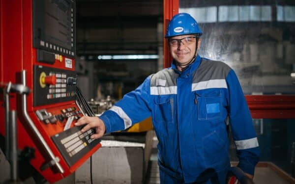 Vidutinio dydžio gamintojai grįžta prie nišinių produktų: kaip šis kursas veikia kainas ir užsakymus