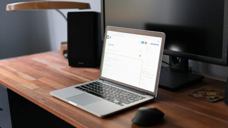 Vyriausybės planai dėl valstybinės kalbos vartojimo internete: ką jie reiškia žiniasklaidai ir verslui